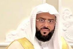 الأمير محمد بن ناصر يشهد مع أهالي جازان المسيرة العسكرية للقطاعات الأمنية بمناسبة يوم التأسيس