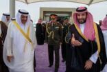 الأمير محمد بن سلمان يستقبل ولي عهد الكويت لدى وصوله إلى جدة